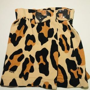 This is an Issac Mizhari cheetah print skirt